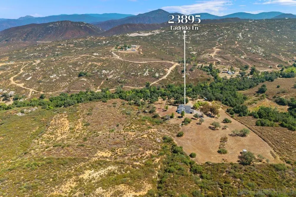 23895 Ladrido Ramona, CA 92065