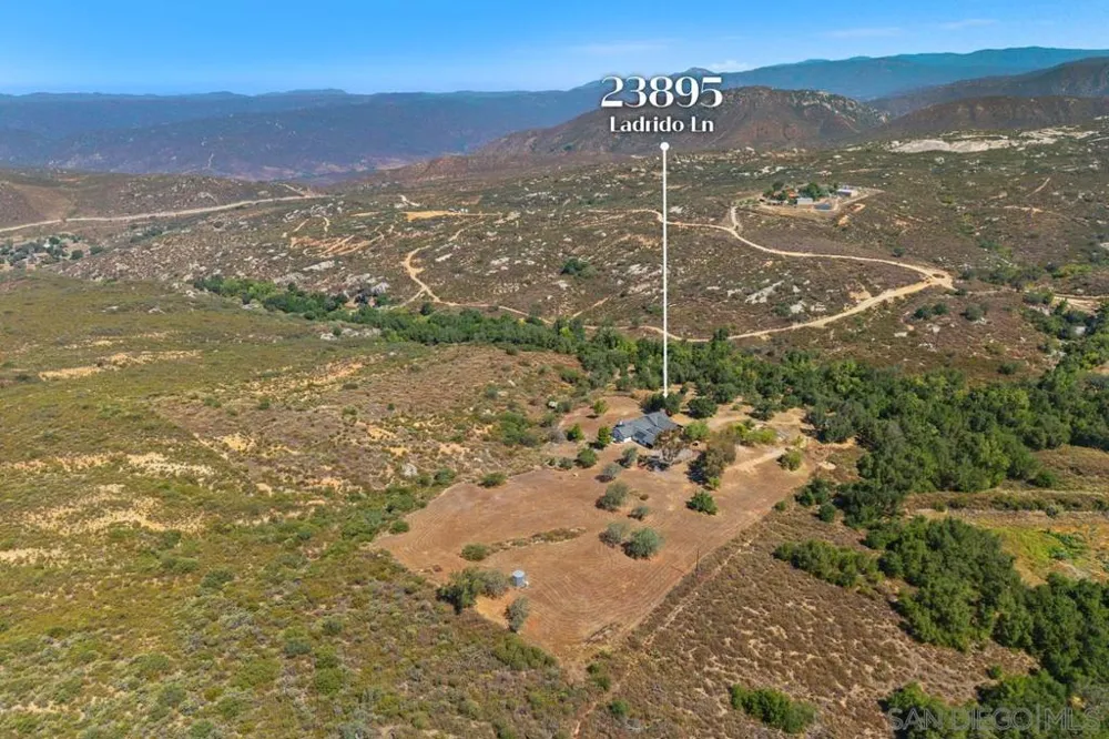 23895 Ladrido Ramona, CA 92065