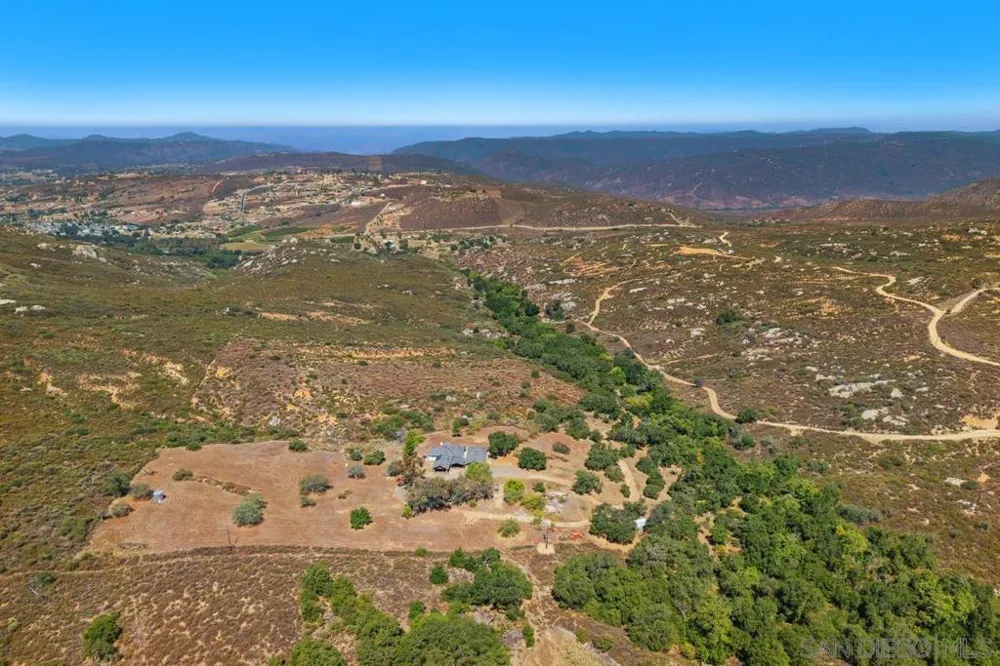 23895 Ladrido Ramona, CA 92065