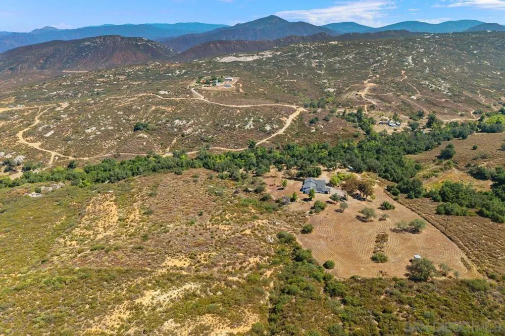 23895 Ladrido Ramona, CA 92065