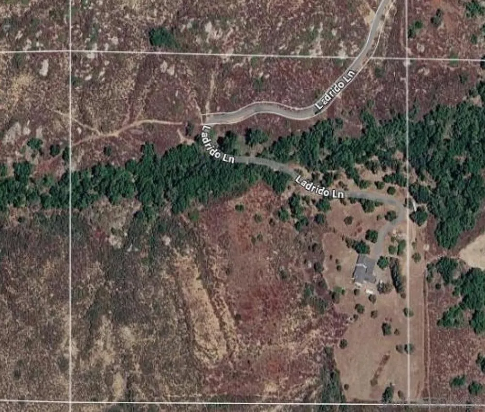 23895 Ladrido Ramona, CA 92065