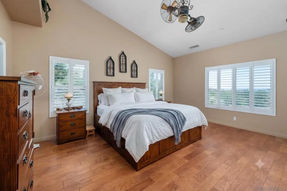23895 Ladrido Ramona, CA 92065