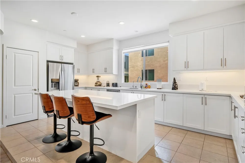 118 Terrapin Irvine, CA 92618