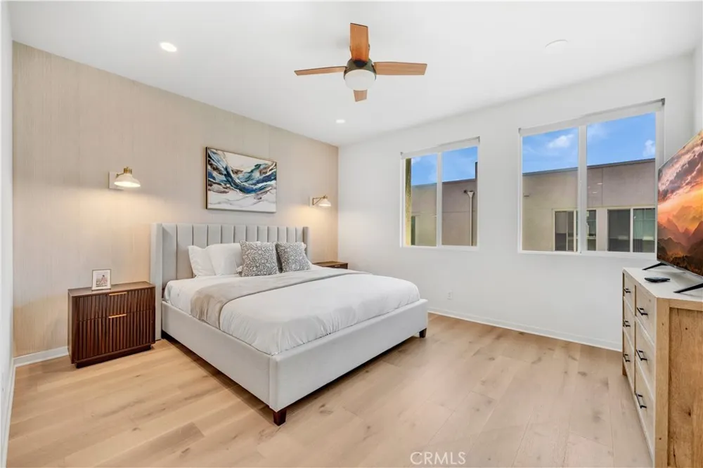 118 Terrapin Irvine, CA 92618