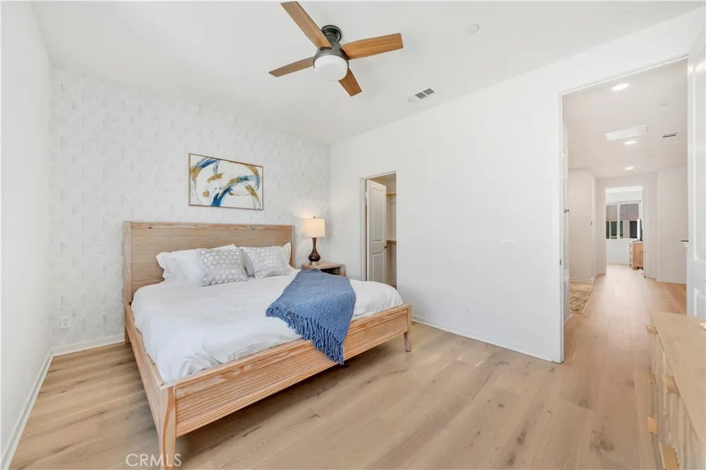 118 Terrapin Irvine, CA 92618