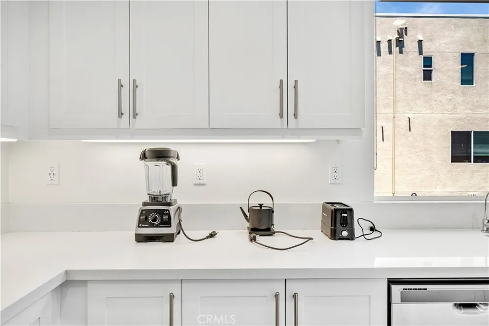 118 Terrapin Irvine, CA 92618