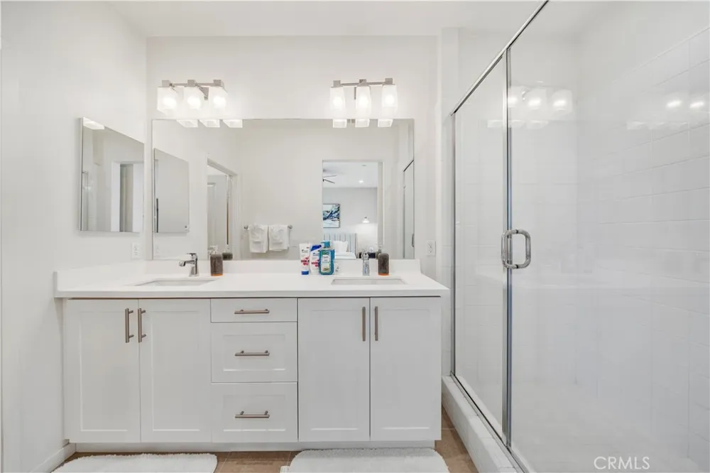 118 Terrapin Irvine, CA 92618
