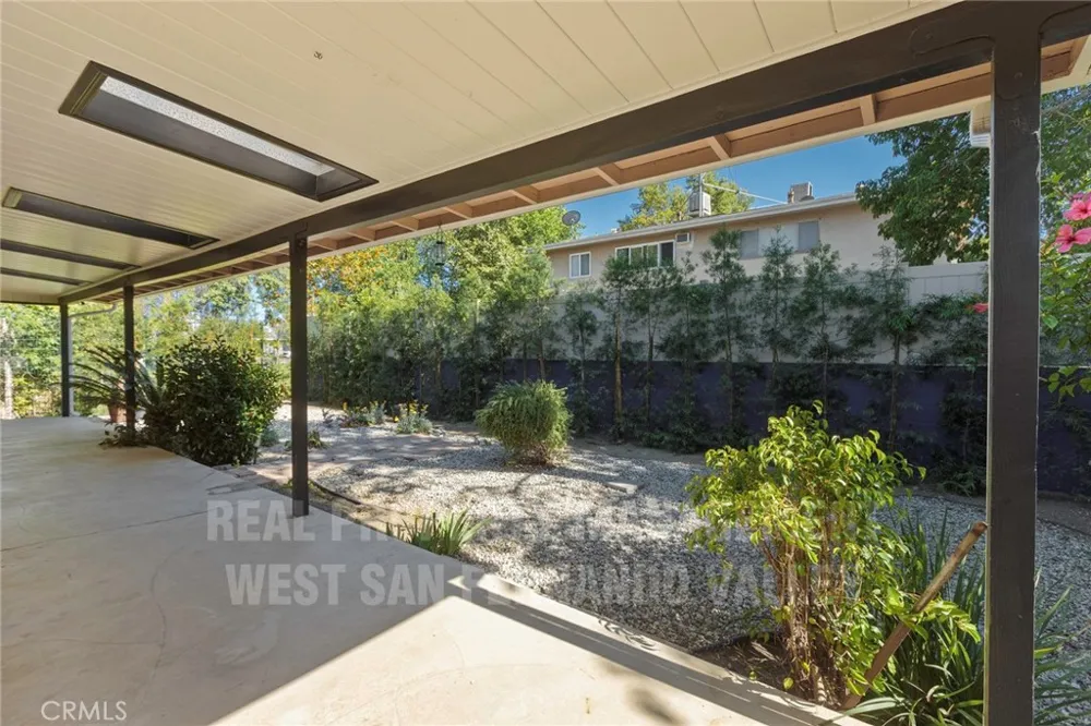 12920 Aetna St. Van Nuys, CA 91401