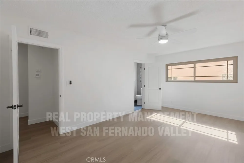 12920 Aetna St. Van Nuys, CA 91401
