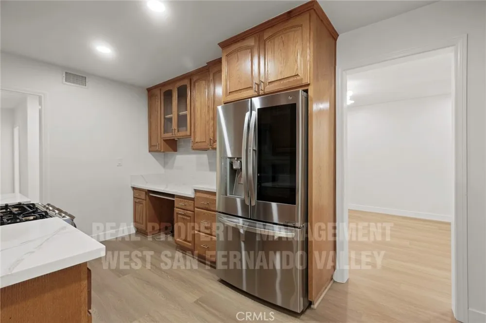12920 Aetna St. Van Nuys, CA 91401