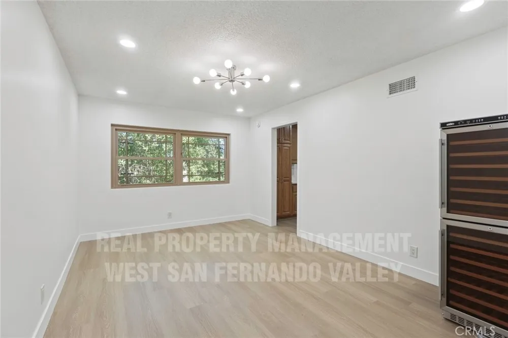 12920 Aetna St. Van Nuys, CA 91401