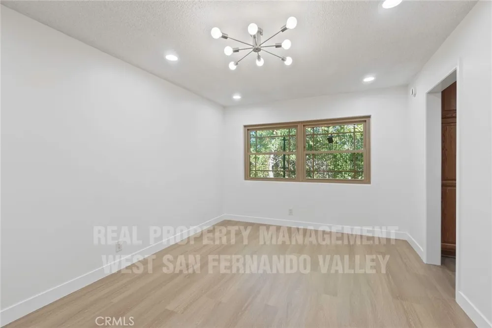 12920 Aetna St. Van Nuys, CA 91401