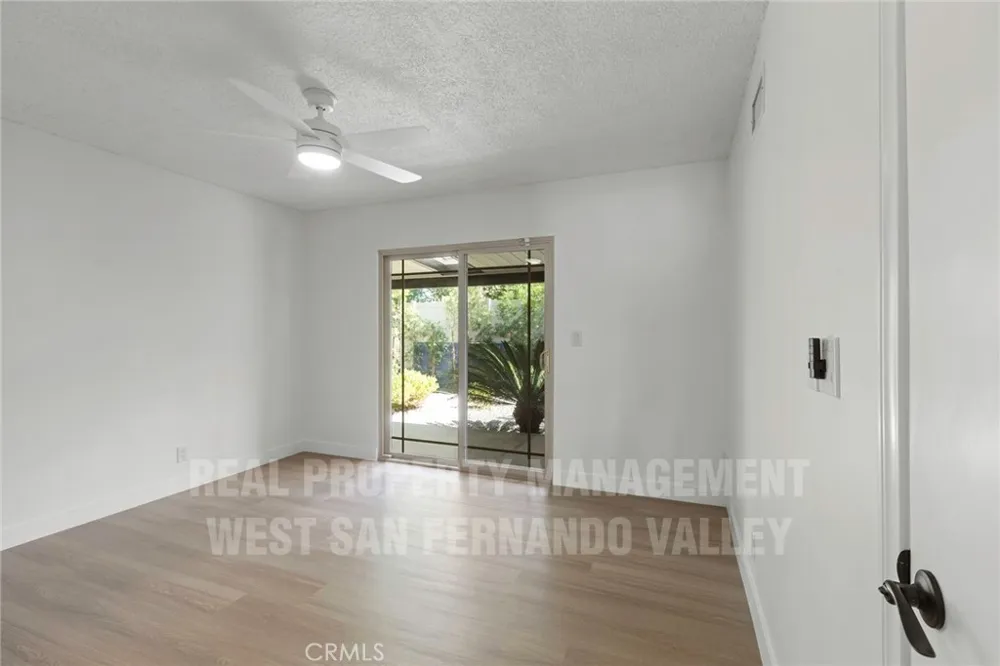 12920 Aetna St. Van Nuys, CA 91401