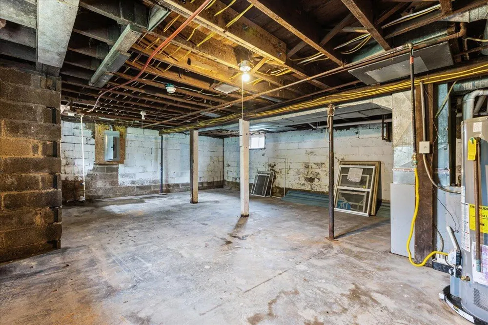204 Orange Street Jackson City, MI 49202