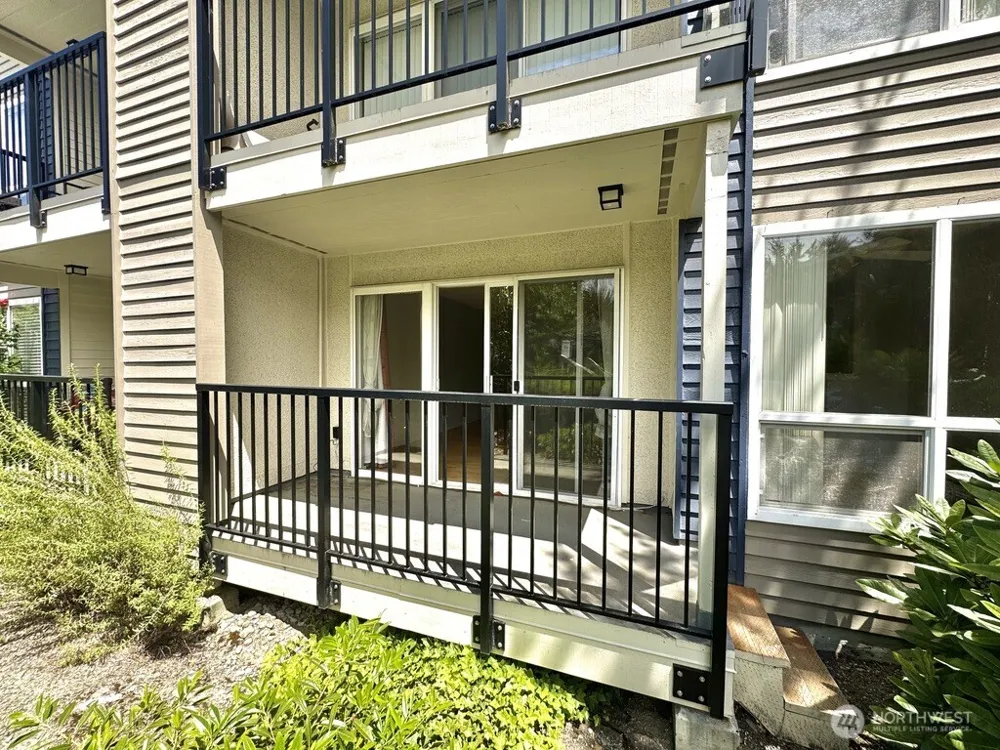 12701 NE 9th Place #D105 Bellevue, WA 98005