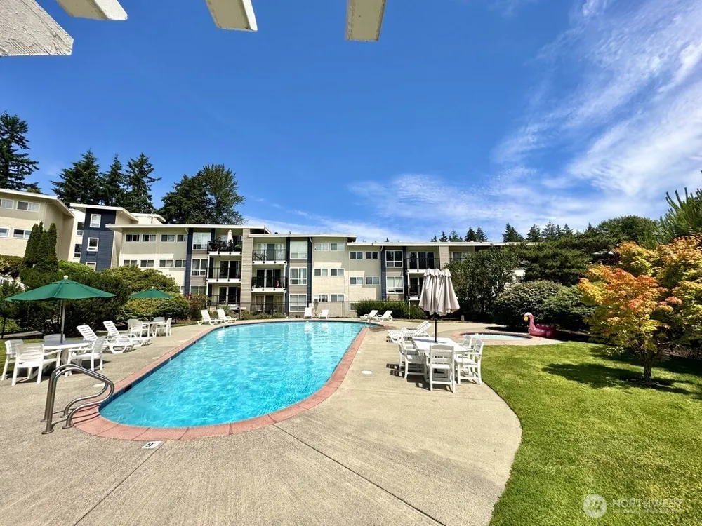 12701 NE 9th Place #D105 Bellevue, WA 98005