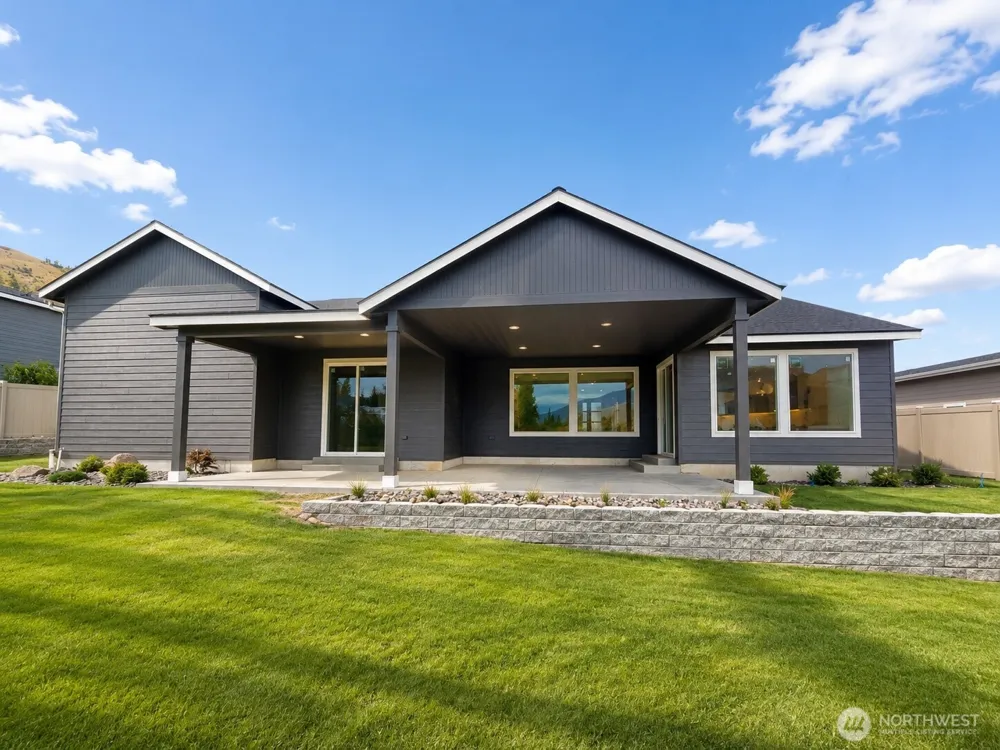15005 Allison Place Entiat, WA 98822