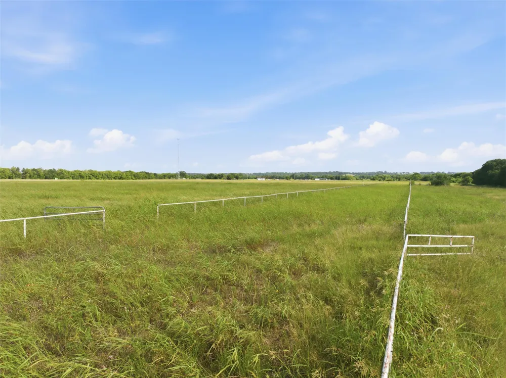 2519 Hwy 7 Highway Chilton, TX 76632