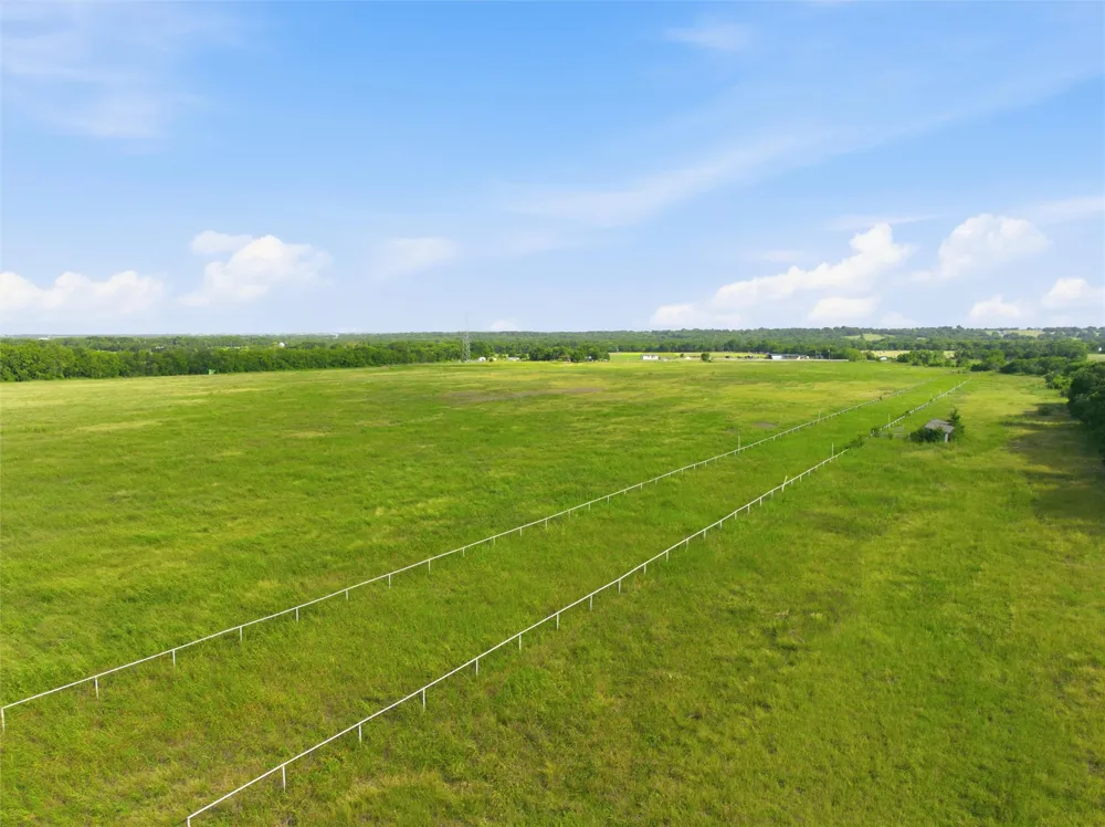 2519 Hwy 7 Highway Chilton, TX 76632