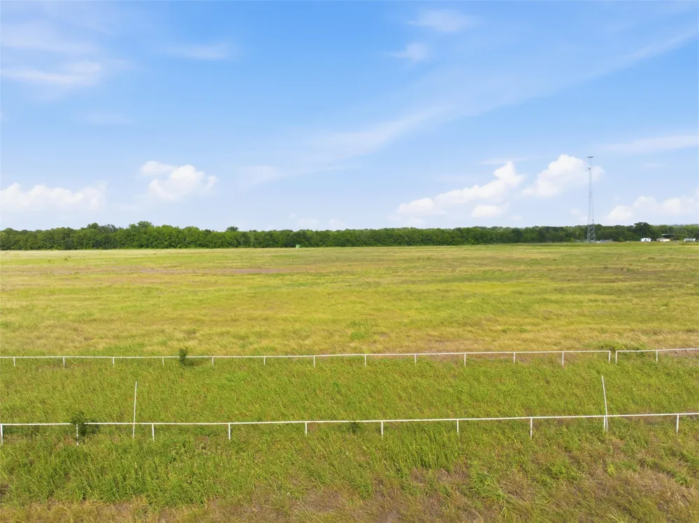 2519 Hwy 7 Highway Chilton, TX 76632