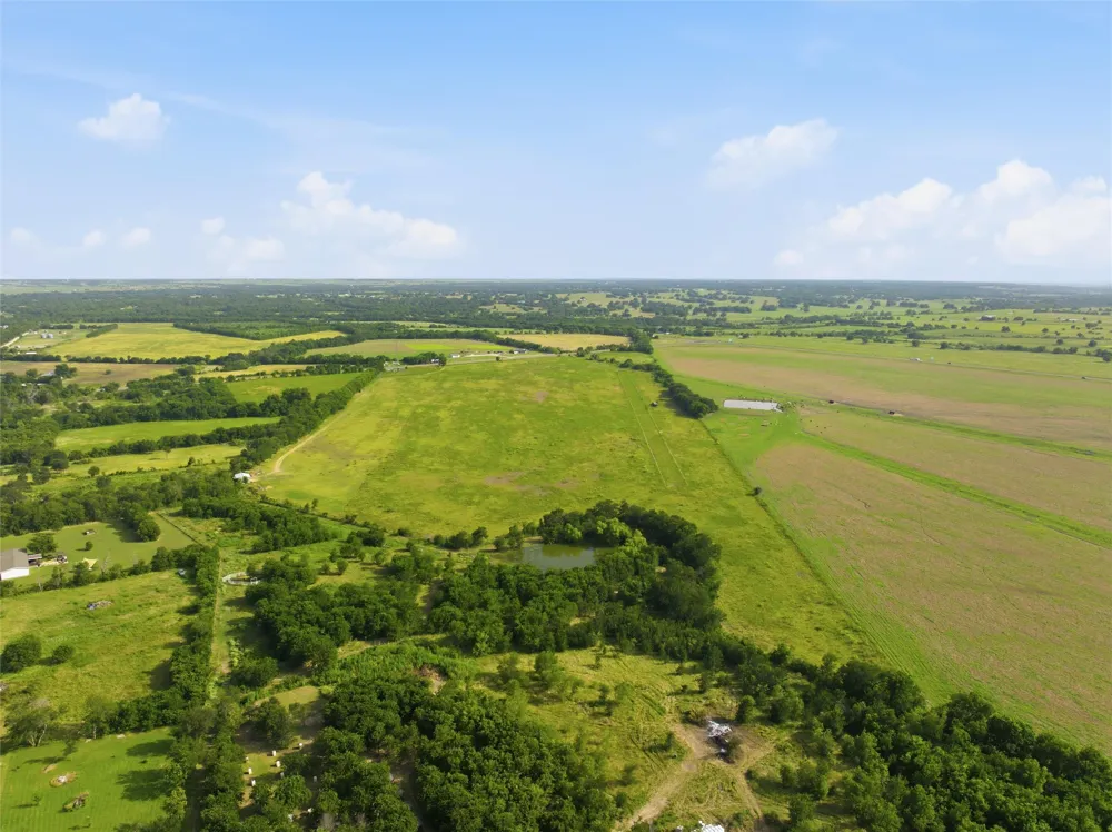 2519 Hwy 7 Highway Chilton, TX 76632
