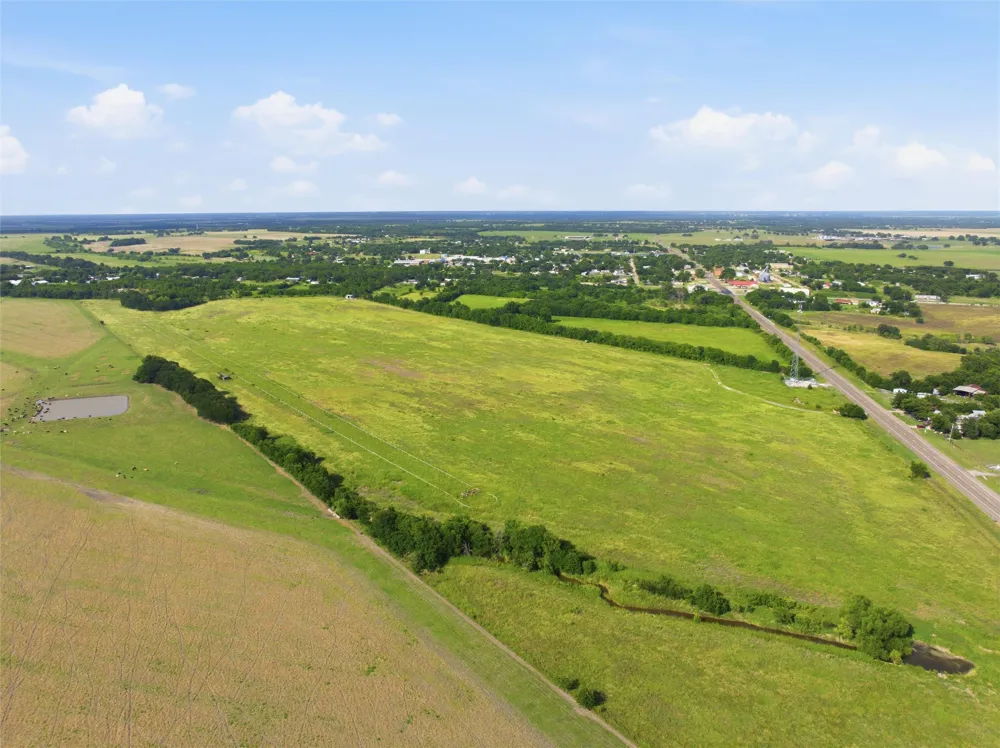 2519 Hwy 7 Highway Chilton, TX 76632