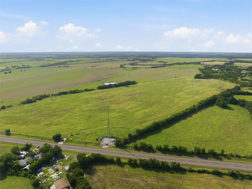 2519 Hwy 7 Highway Chilton, TX 76632