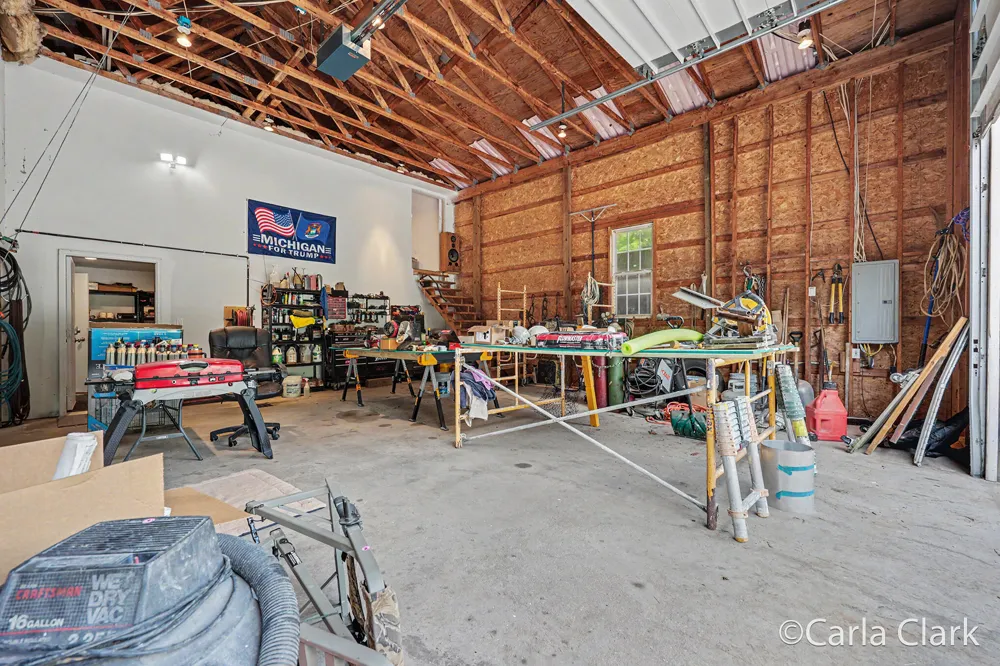 9899 Twelve Point Drive NE Rockford, MI 49341