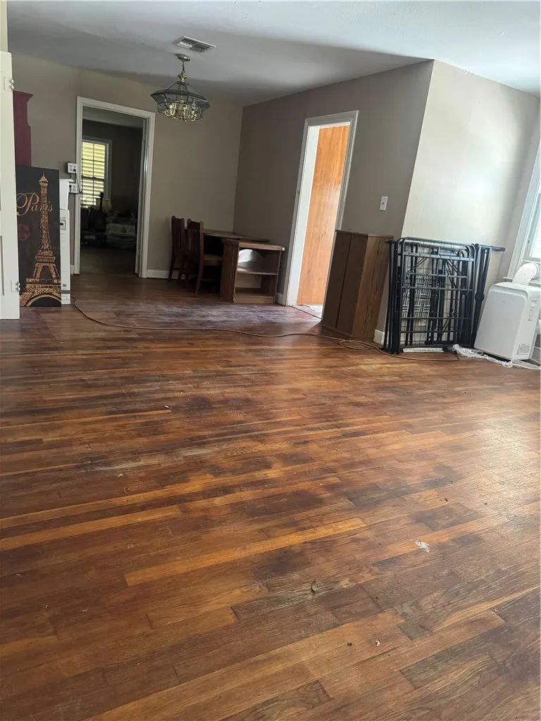721 Fetick Avenue Taft, TX 78390