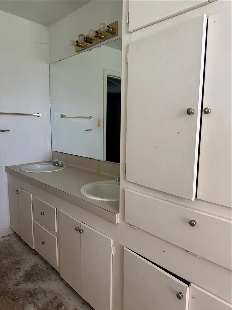 721 Fetick Avenue Taft, TX 78390