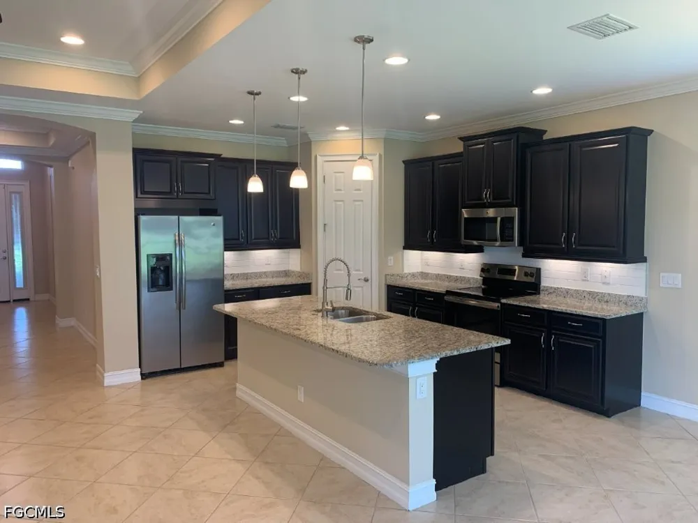 Seaside Harbour Drive North Fort Myers, FL 33903