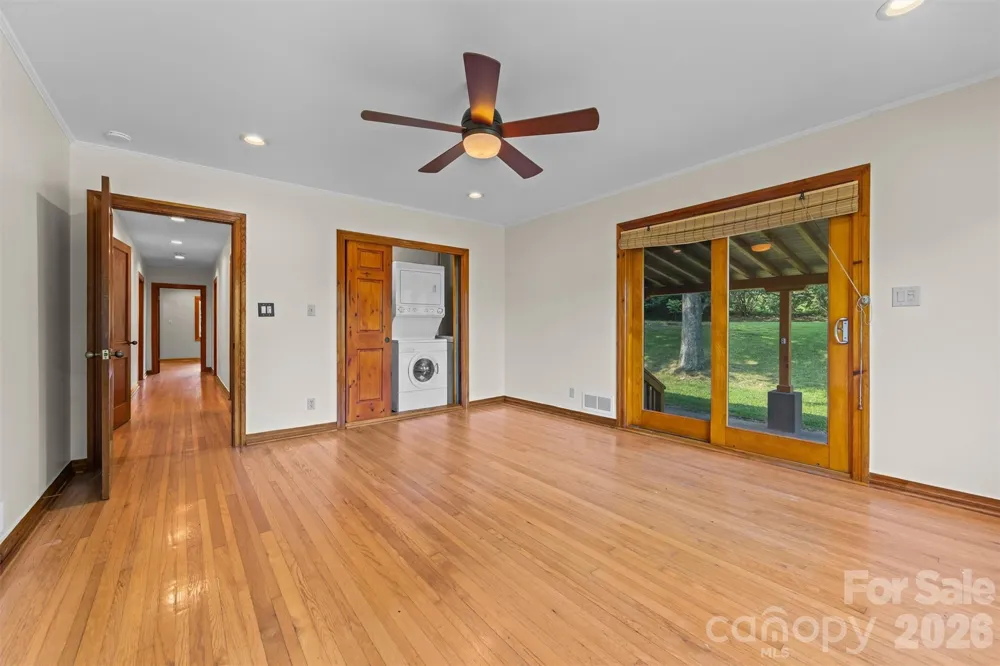 432 Turkey Creek Road Leicester, NC 28748