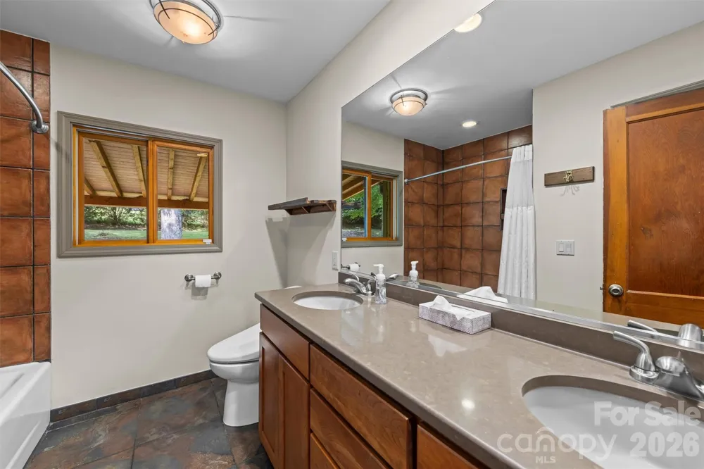 432 Turkey Creek Road Leicester, NC 28748