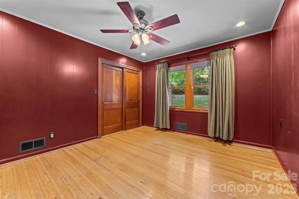 432 Turkey Creek Road Leicester, NC 28748