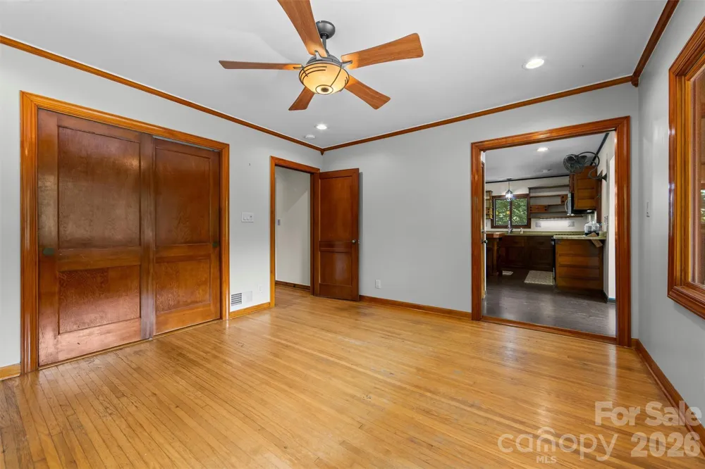 432 Turkey Creek Road Leicester, NC 28748