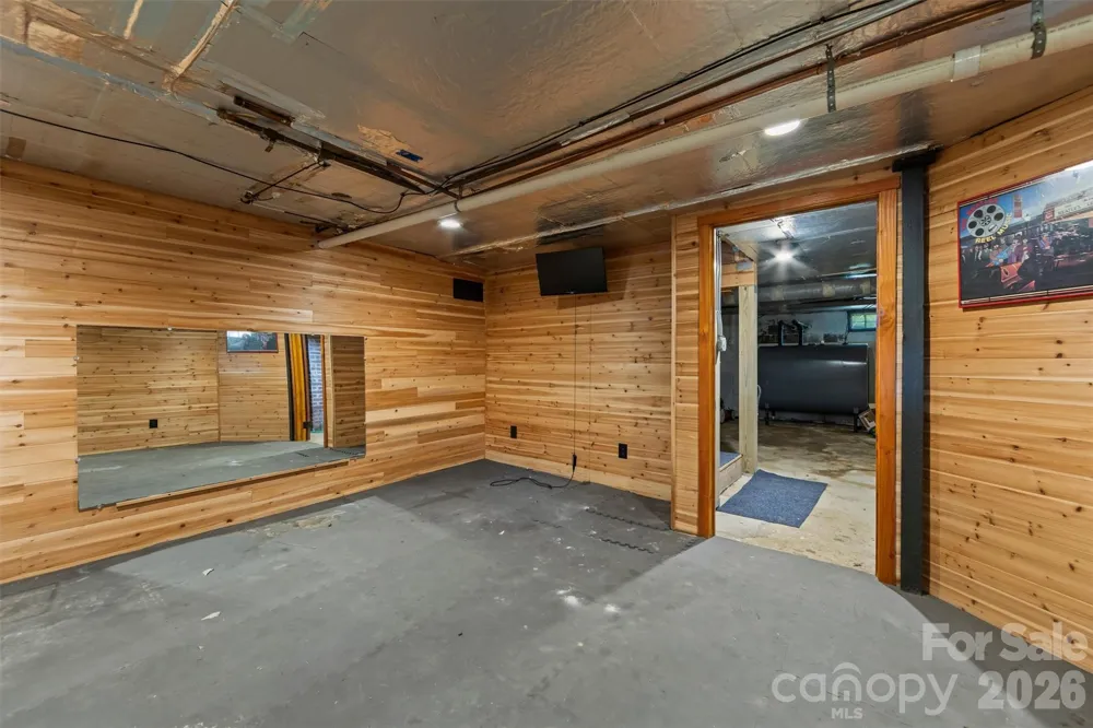 432 Turkey Creek Road Leicester, NC 28748