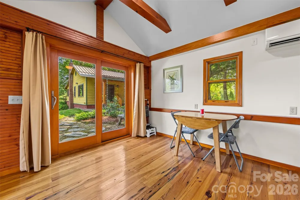 432 Turkey Creek Road Leicester, NC 28748
