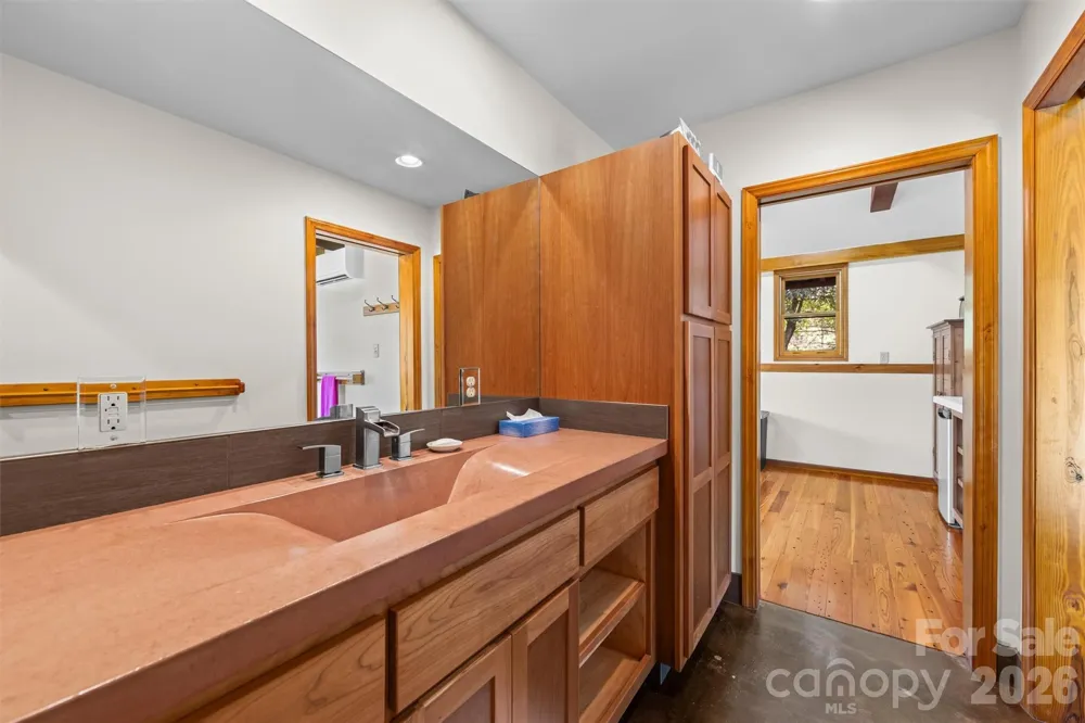 432 Turkey Creek Road Leicester, NC 28748