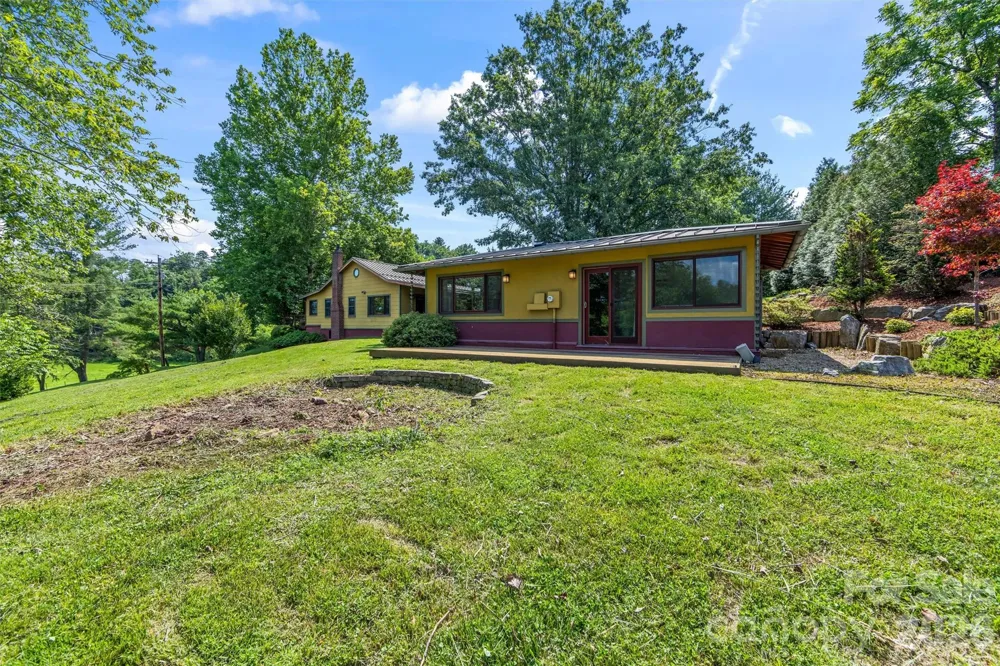 432 Turkey Creek Road Leicester, NC 28748