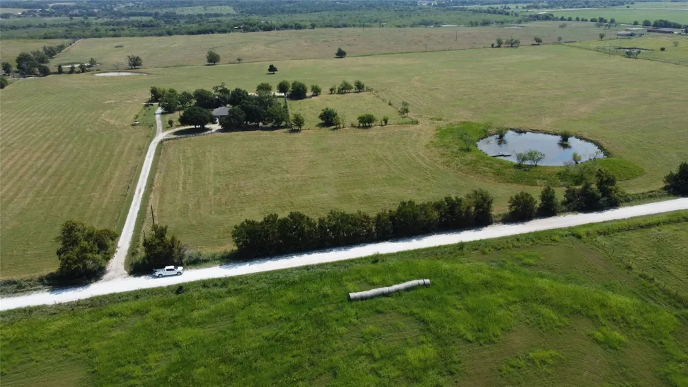 471 HCR 3335 ROAD Hubbard, TX 76648