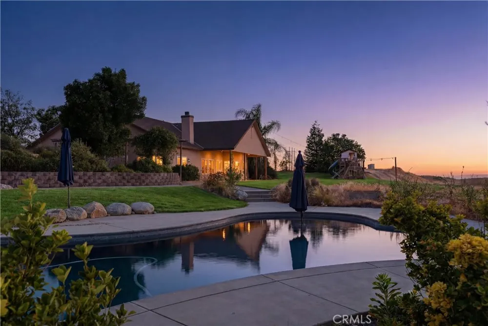 9701 S Granite Bakersfield, CA 93308