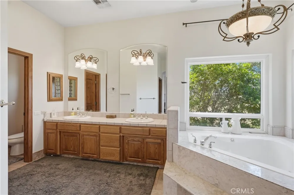 9701 S Granite Bakersfield, CA 93308