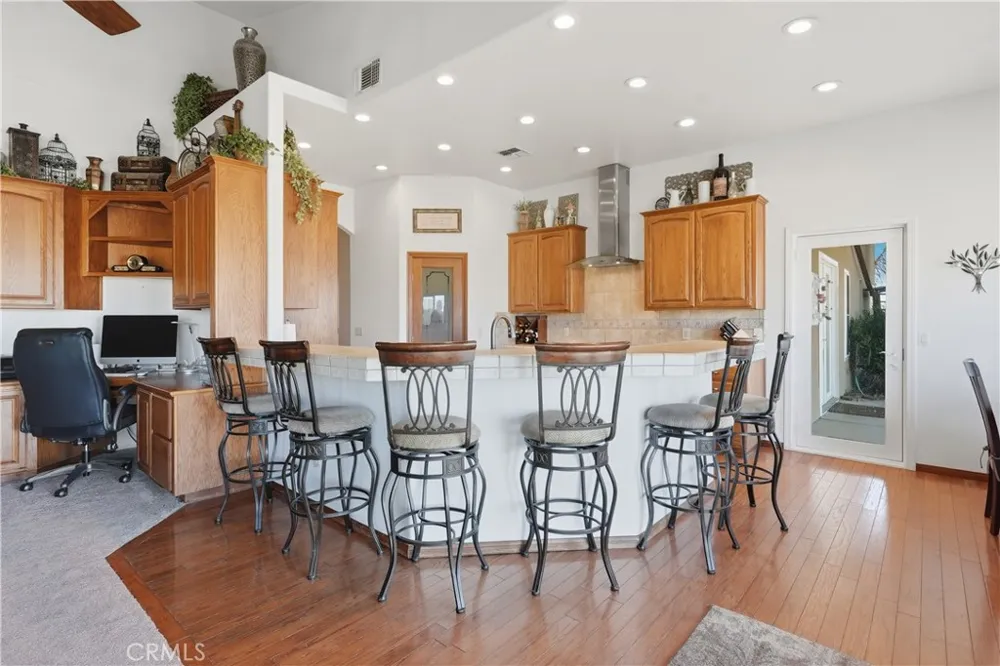 9701 S Granite Bakersfield, CA 93308