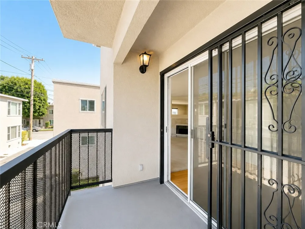 923 E Ocean #5 Long Beach, CA 90802