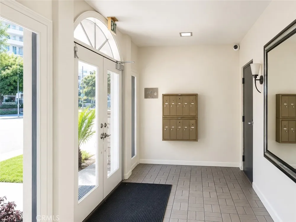 923 E Ocean #5 Long Beach, CA 90802