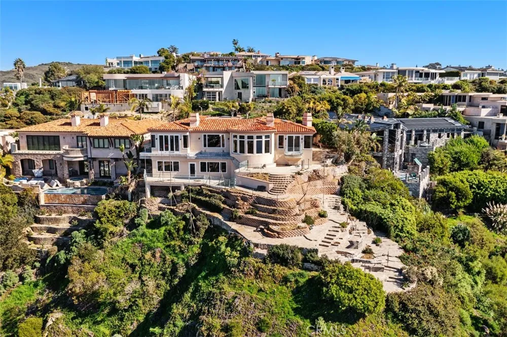1425 Samoa Way Laguna Beach, CA 92651
