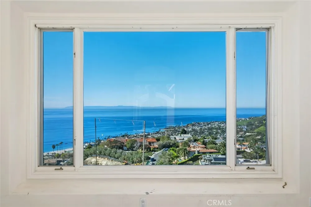 1425 Samoa Way Laguna Beach, CA 92651