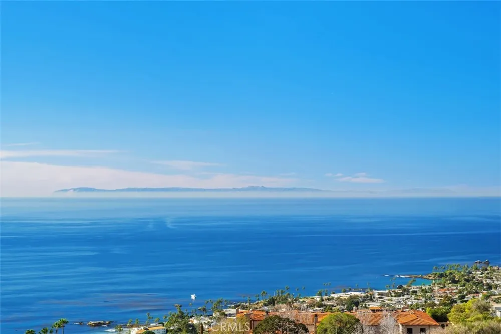 1425 Samoa Way Laguna Beach, CA 92651