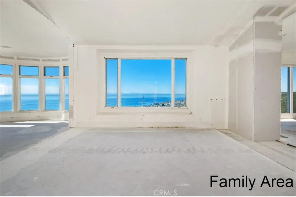 1425 Samoa Way Laguna Beach, CA 92651