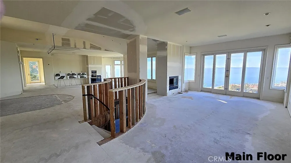 1425 Samoa Way Laguna Beach, CA 92651